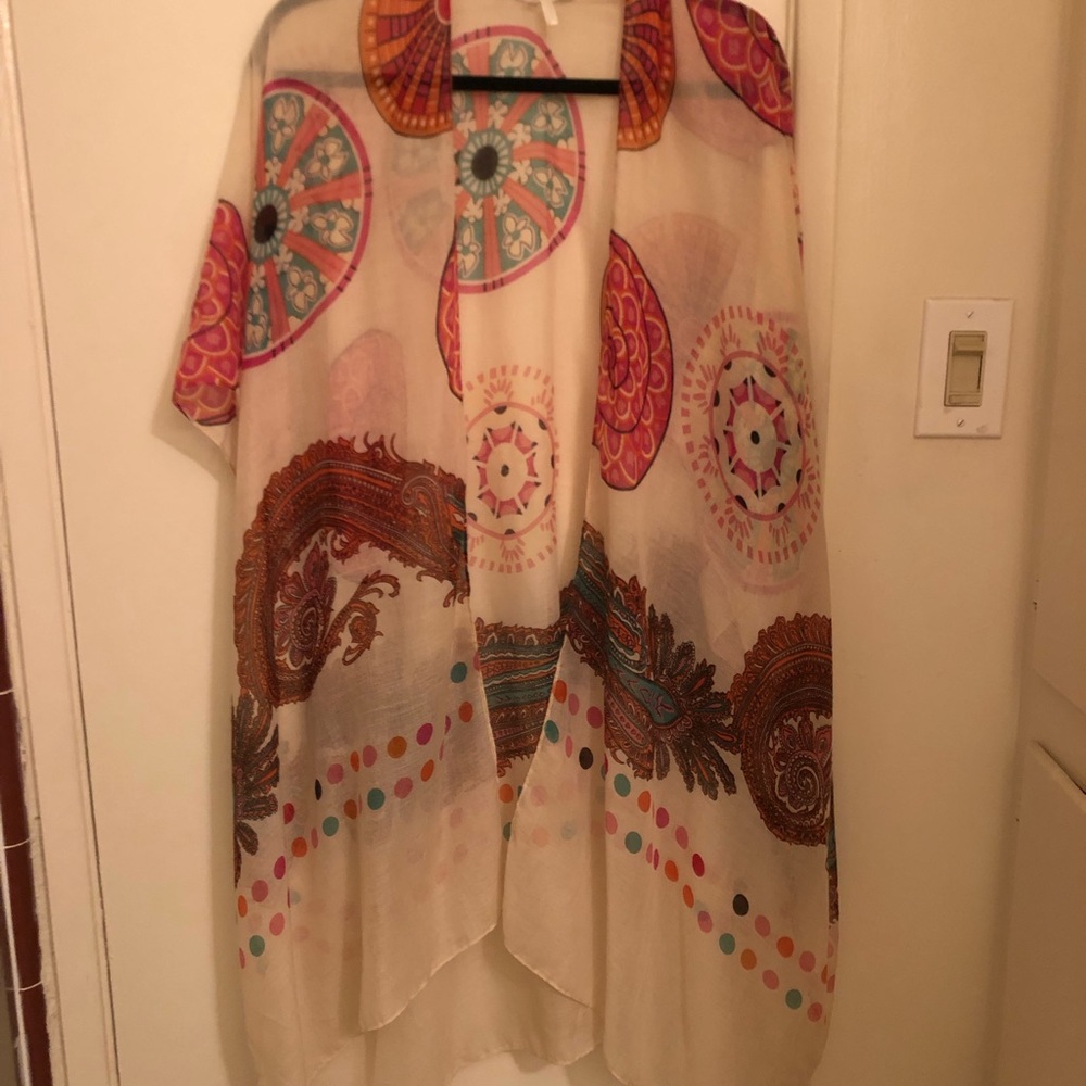 ANTHROPOLOGIE Kimono worn twice! One size fits all.